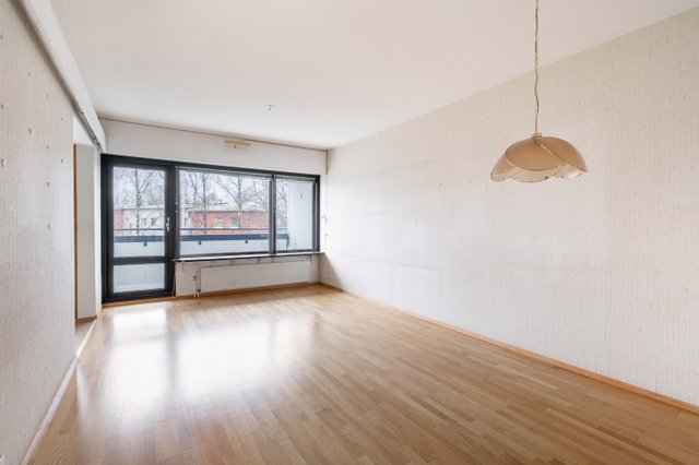 Saniaistie 12, Helsinki (Tapanila), Kuva 1, esikatselu