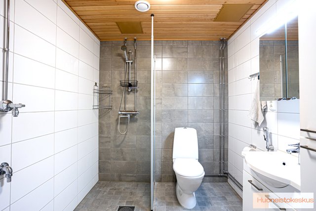 Taivaanpankontie 10C, Kuopio (Puijonlaakso), Kuva 10, esikatselu