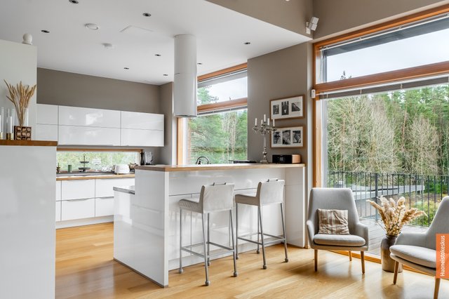 Niemenloukkaantie 36, Turku (Hirvensalo), Kuva 5, esikatselu