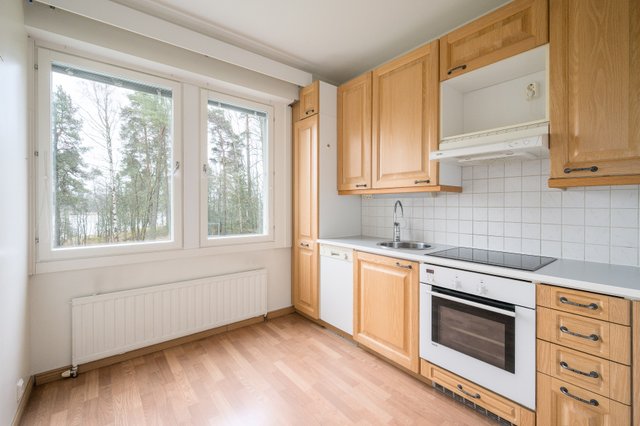 Sateenkaari 3, Espoo (Tapiolan keskus, Tapiola), Kuva 4, esikatselu