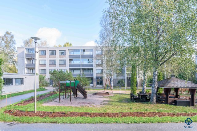 Viskaripolku 9 J
