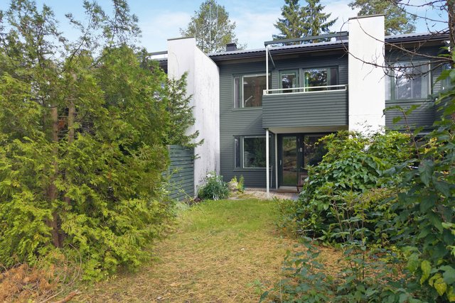 Näkinkaari 13