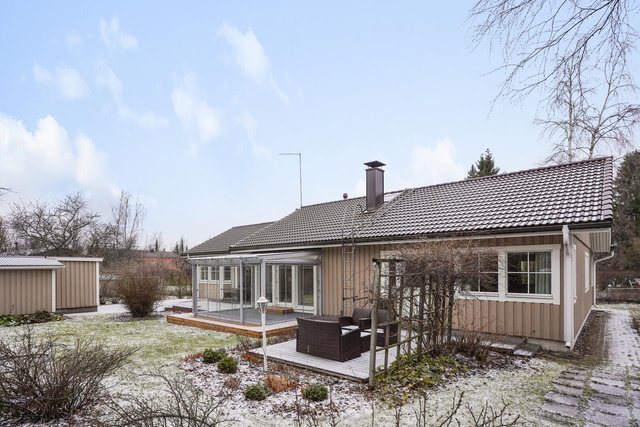 Vanha Suutarinkyläntie 10, Helsinki (Töyrynummi), Kuva 9, esikatselu