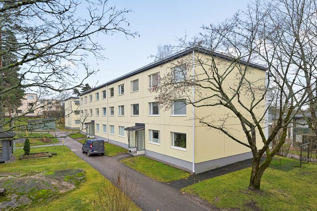 Maitikkakuja 5-6, Vantaa (Simonkallio), Kuva 1, esikatselu