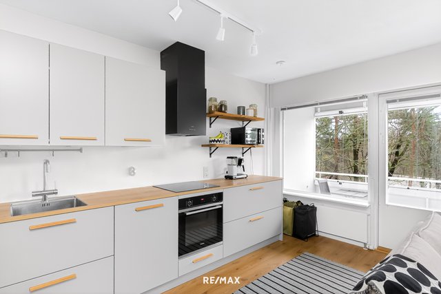 Armas Launiksen katu 16 B