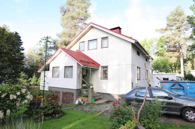 Mäyräntie 7