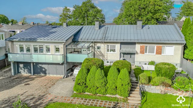 Pitkäkatu 25
