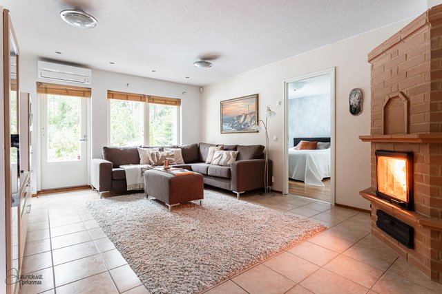 Aurinkorinteentie 5 B