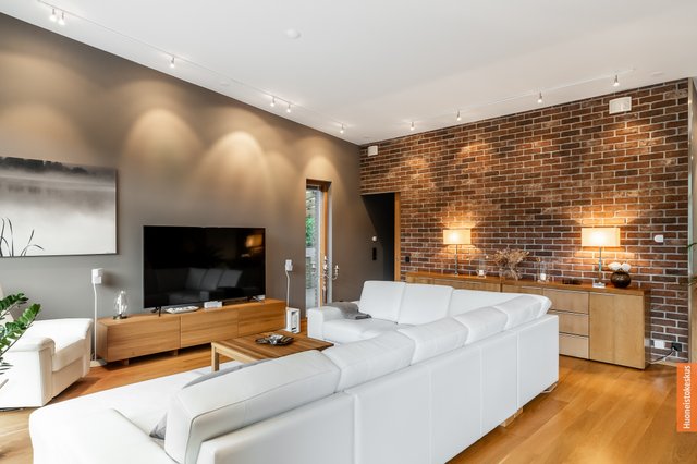 Niemenloukkaantie 36, Turku (Hirvensalo), Kuva 8, esikatselu