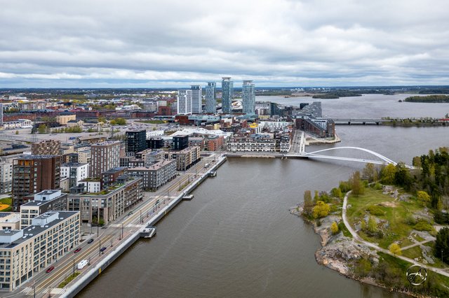 Aallonhalkoja 5 B