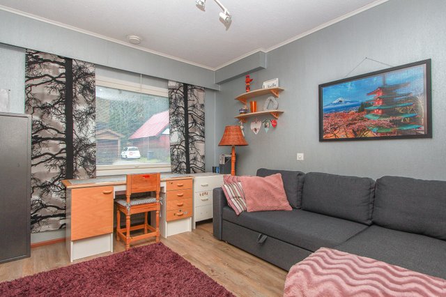 Vipusentie 9, Hyvinkää (Vehkoja), Kuva 12, esikatselu