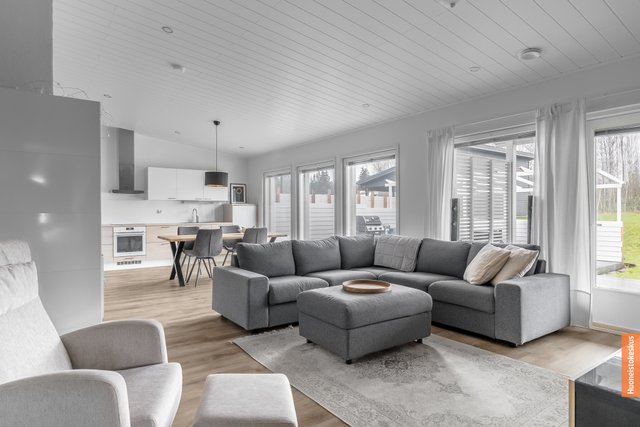 Tikkaajankatu 4, Turku (Yli-Maaria), Kuva 5, esikatselu