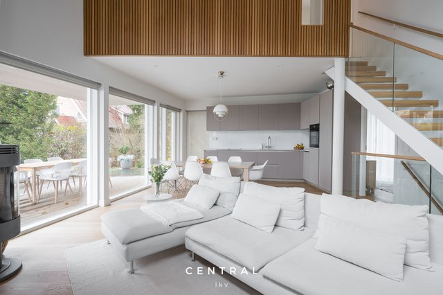 Armas Lindgrenin tie 4 C