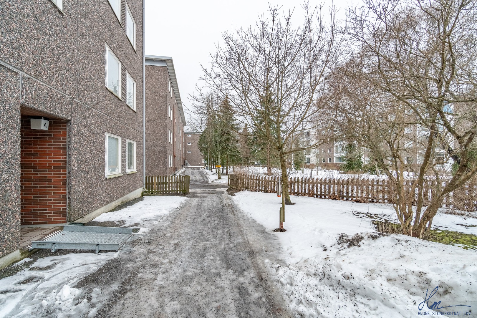 Raatimiehenpolku 10 A: 25