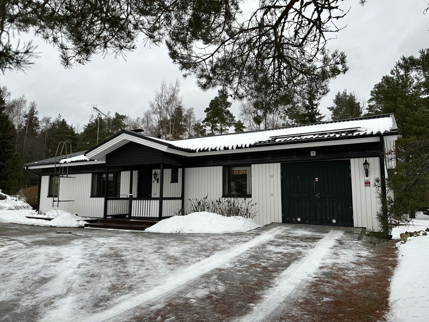 Katavatie 5, Omakotitalo, Pyhäranta | Dixu