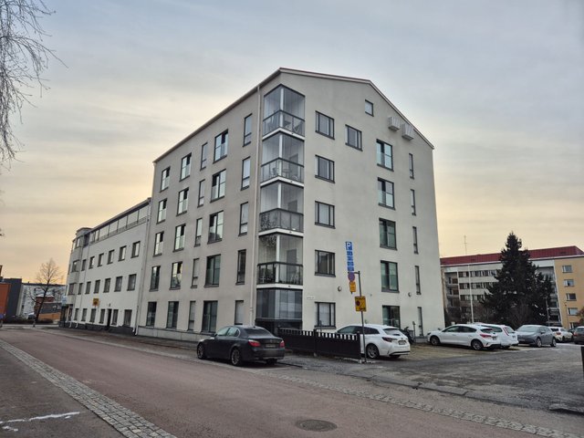 Yrjönkatu 26 D