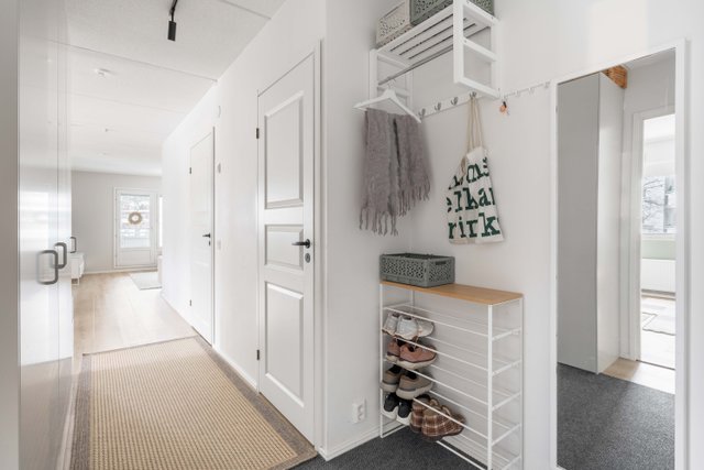 Johan Sederholmin tie 8, Helsinki (Herttoniemi), Kuva 14, esikatselu