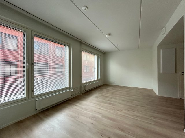 Vehkapolku 10, Vantaa (Tikkurila), Kuva 3, esikatselu