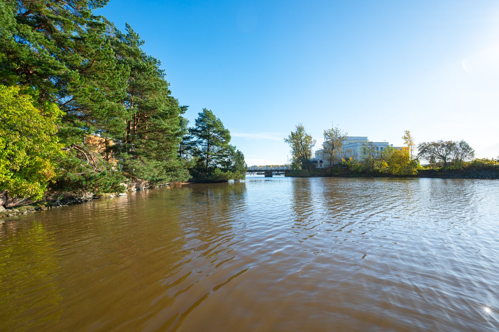 Kulosaaren kasino on lähes naapurissa.