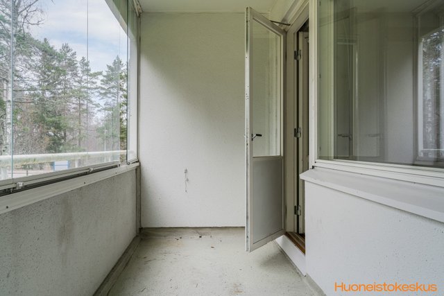 Kivisaarentie 12, Helsinki (Vuosaari), Kuva 9, esikatselu