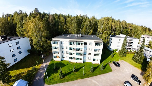 Kivimiehentie 9 A