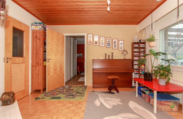 Vipusentie 9, Hyvinkää (Vehkoja), Kuva 21, esikatselu