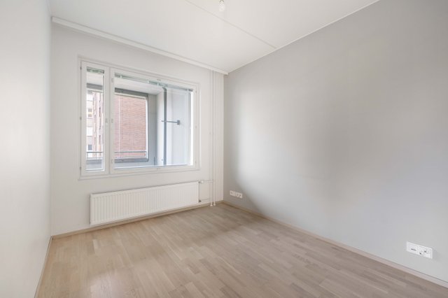 Kutomotie 14, Helsinki (Pitäjänmäki), Kuva 11, esikatselu