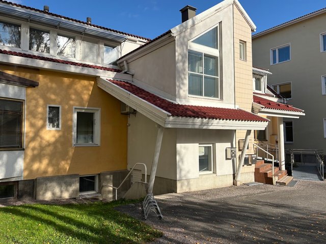 Linnankatu 8