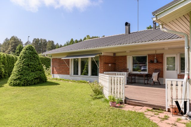 Nuottatie 44
