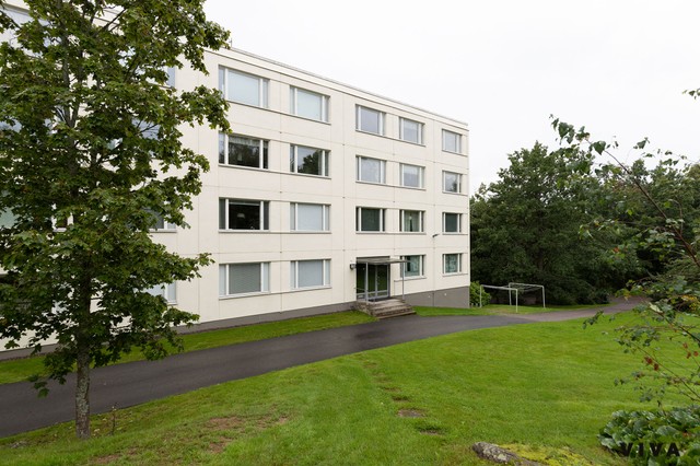 Erik Bassen tie 10 D