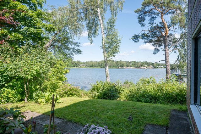 Mäntypaadentie 17 D