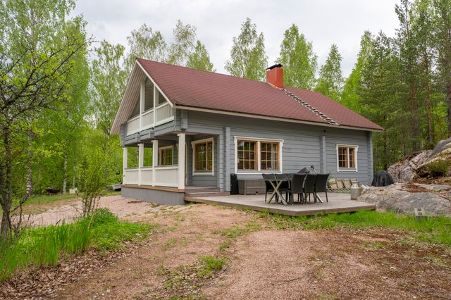 Tervantekijäntie 12