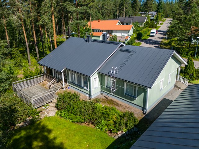 Sateenkaarentie 12