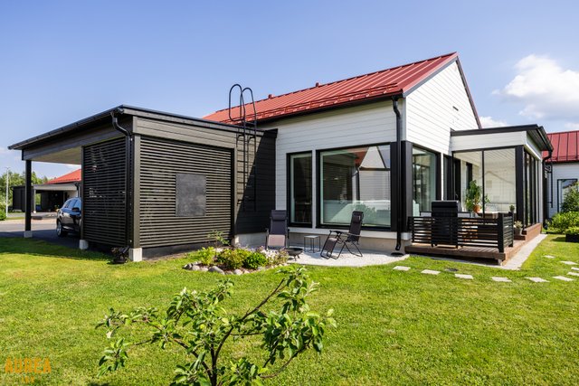 Kirkkosalmenkaarre 19