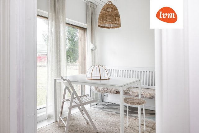 Metsmaasika tänav 10