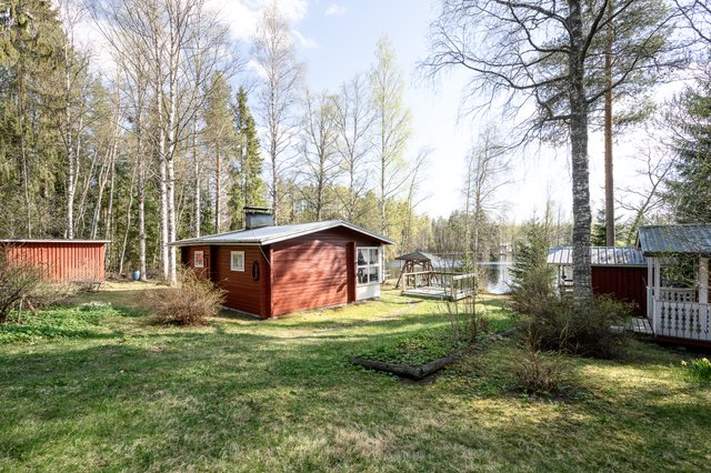 Lapinjärvenrantatie 8