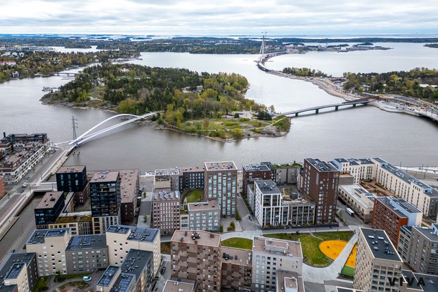 Aallonhalkoja 5 B