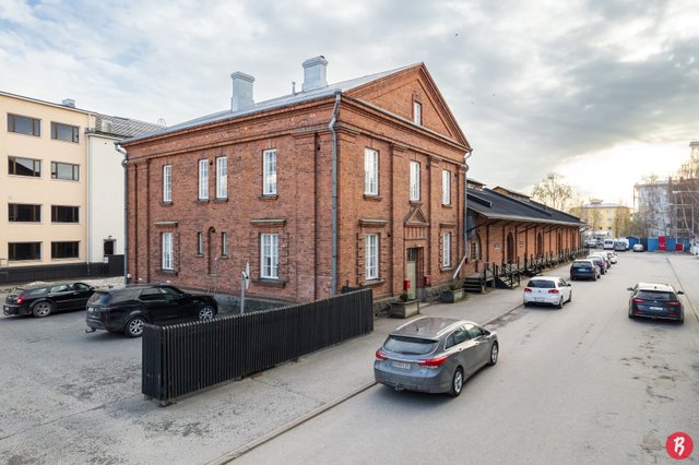 Tullikamarinkatu 1 A