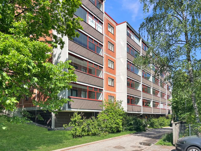 Eskolantie 8-10 D