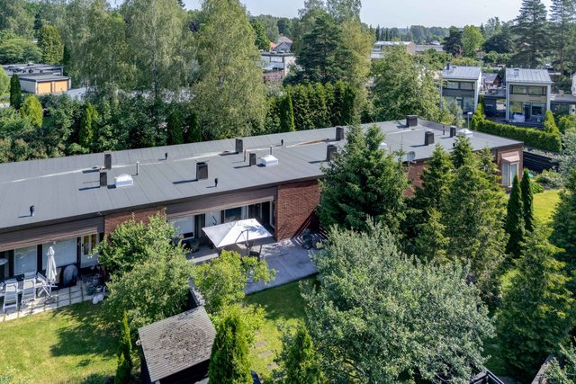 Koulumestarintie 11