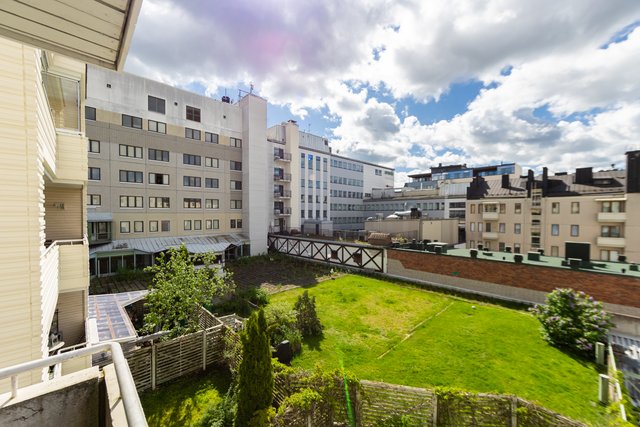 Vapaudenkatu 1 E
