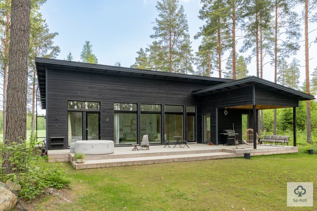 Vietäväntie 211