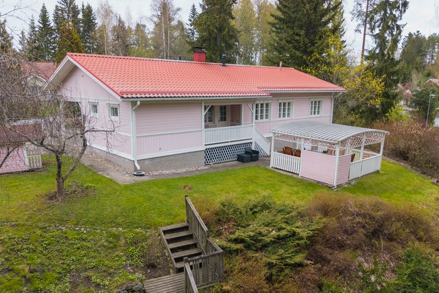 Sentraalinkuja 2