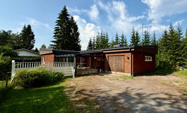 Mäntytie 2