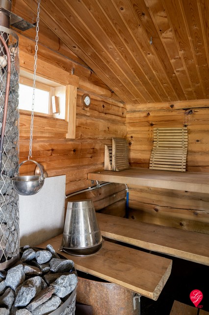 Saunamökin sauna