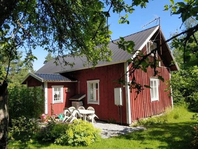 Pehtsalonraitti 140