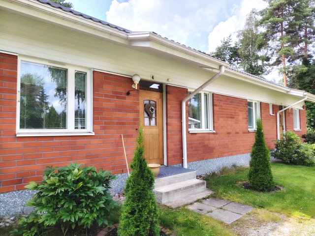 Päläskatu 2 as