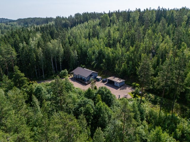 Laukkakalliontie 45