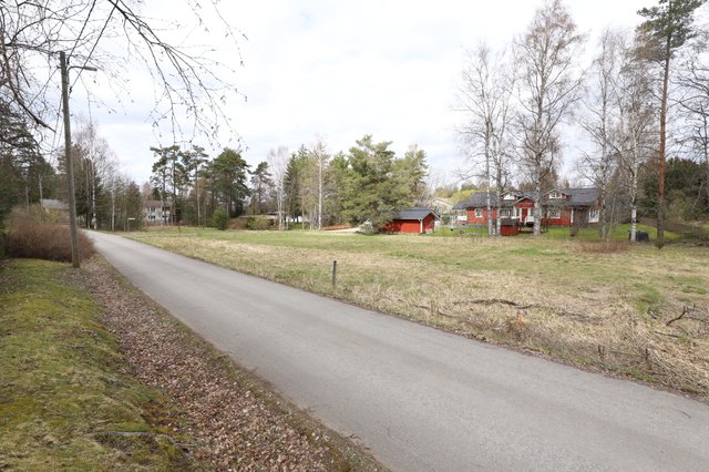 Metsäpeuranpolku 4