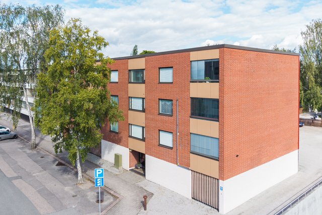 Kirkkokatu 13 A 1
